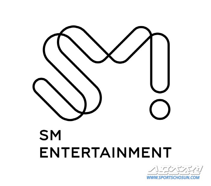 인수전 마무리 된 SM, "하이브의 SM 경영권 인수 중단 결정 존중" …