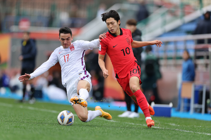 김은중호, '저질축구' 中 꺾고 U-20 亞컵 4강 진출…WC행 티켓 획…