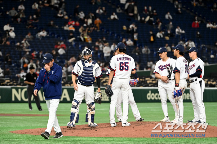 기적은 일어나지 않았다! 호주 8강行…한국 눈물의 탈락[도쿄 현장]