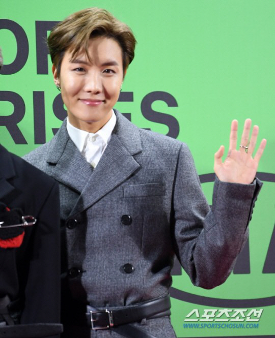 BTS 제이홉, 군입대 날짜 나왔다 "공식 스케줄은 거의 끝"