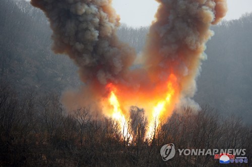 RFA "북한 사일로 두 달 만에 만들어져…초보 수준"