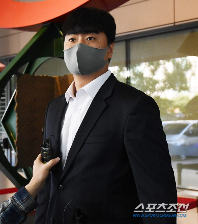'학폭 무죄' 김대현은 2G 나왔는데…이영하, 5월 '마지막 공판'이 절…