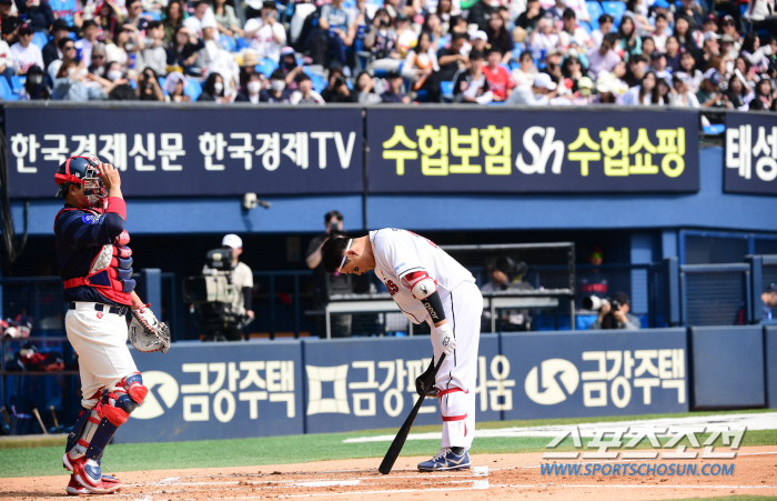 1601일 만에 복귀전…응원가로 반긴 '팬', 타점으로 응답 '안방마님이…