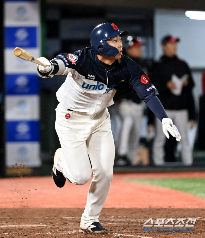 황성빈 2~4주 아웃 예정…19세 김민석이 공백 메운다 [부산브리핑]