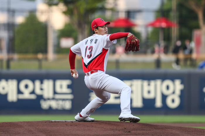 "다시 맞붙고 싶었던 선배"  3안타 악연 탓에… 프로무대 복수혈전, 결…