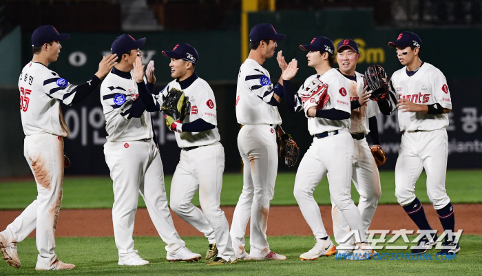 '더비' 싹쓸이→순위 바꿈, '봄볕' 든 롯데 KIA, 이대로 쭉 우상향…