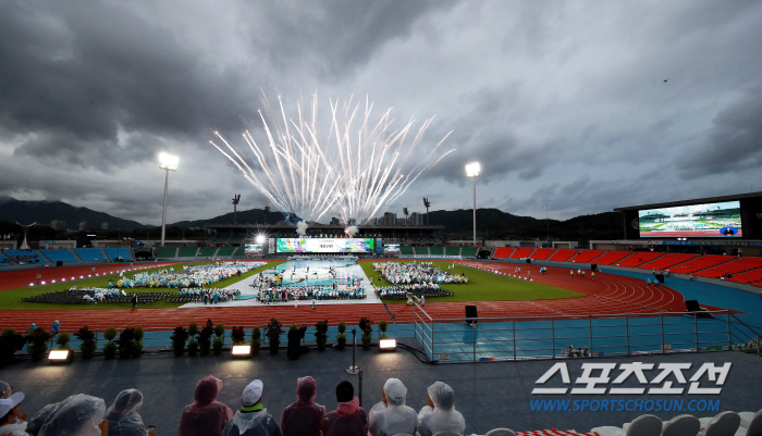 "4년만에 찾아온 스포츠의 봄날" 전국생활체육축전,동호인 1만9000명 …