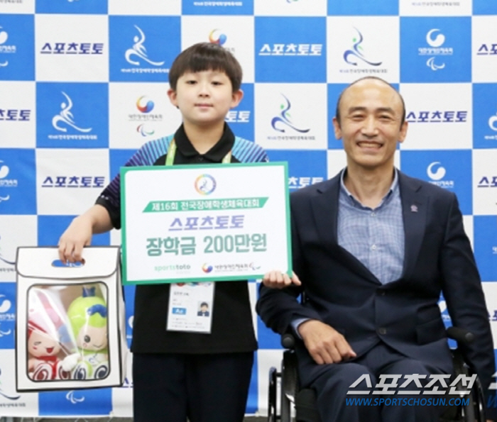 '스포츠토토 장학생X청각장애 탁구신동'김민찬,장애학생체전 男단식 3연패