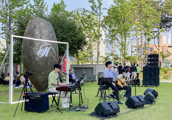 현대건설, 아파트 단지 내 콘서트 '힐스 라이브' 개최