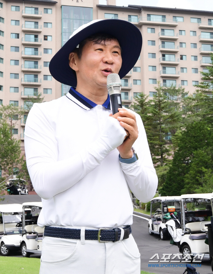 "U-20 정말 잘했죠?" 한국 축구의 축제…필드 위 우정 '이 멤버 리…