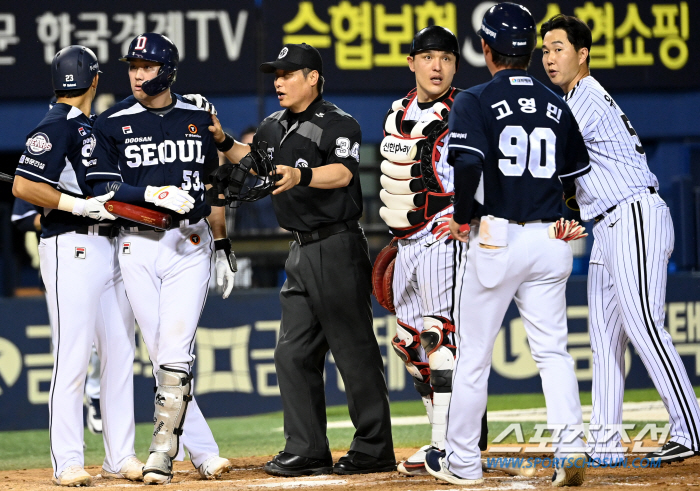 유영찬 사구에 뿔난 양석환, 박동원과 신경전 벌이다 벤치클리어링 발생..…