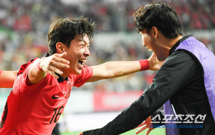 "돈은 중요하지 않아, EPL에서 아직 할 일 많이 남아" 손흥민, 사우…