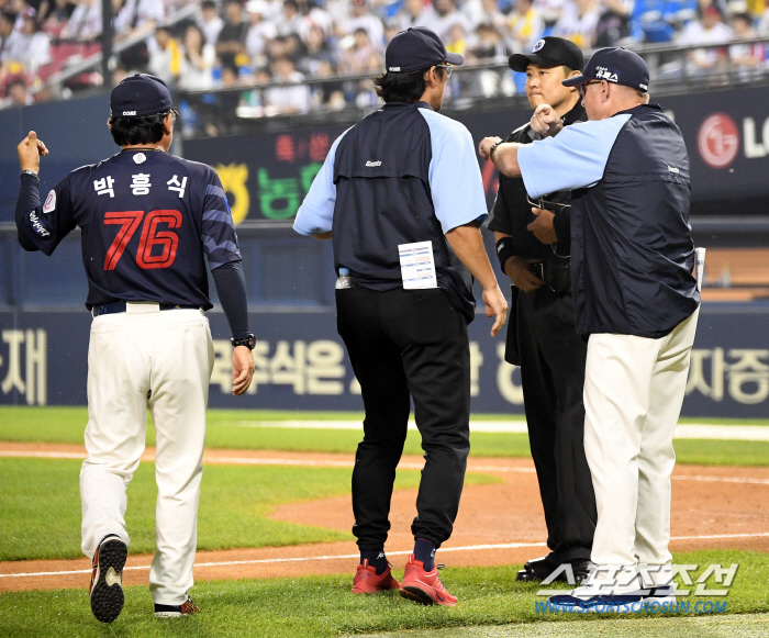 '금발머리' 돌격대장의 센스가 만든 1점…염갈량 '펄펄' 뛴 롯데의 디테…