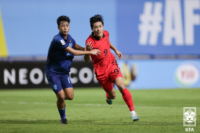 韓 U-17 대표팀, 우즈벡 사냥 나선다 '결승 티켓+득점왕 경쟁' 두 …