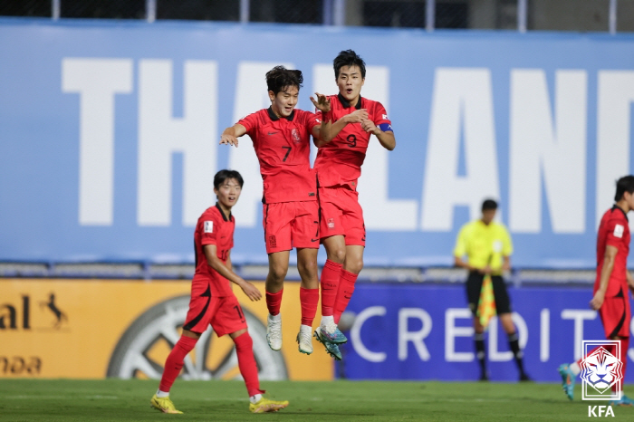 韓 U-17 대표팀, 우즈벡 사냥 나선다 '결승 티켓+득점왕 경쟁' 두 …