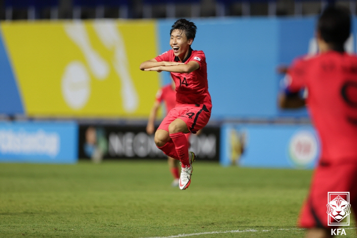 韓 U-17 대표팀, 우즈벡 사냥 나선다 '결승 티켓+득점왕 경쟁' 두 …