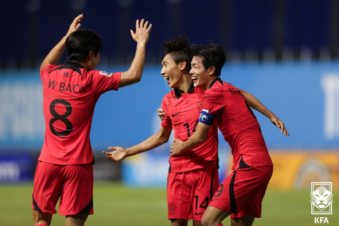 韓 U-17 대표팀, 우즈벡 사냥 나선다 '결승 티켓+득점왕 경쟁' 두 …