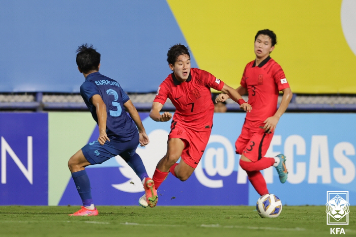 韓 U-17 대표팀, 우즈벡 사냥 나선다 '결승 티켓+득점왕 경쟁' 두 …