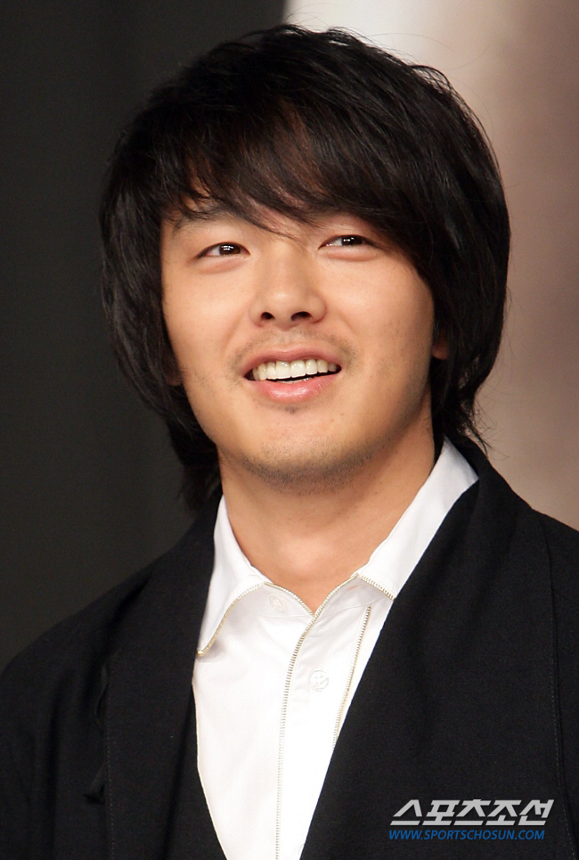 '亞 울리고 간 1세대 한류스타' 故박용하 13주기...김재중 "별이 된…