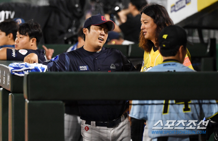 '1군 투수코치→퓨처스' 보직변경 배영수 총괄의 진짜 속내 "롯데가 잘되…