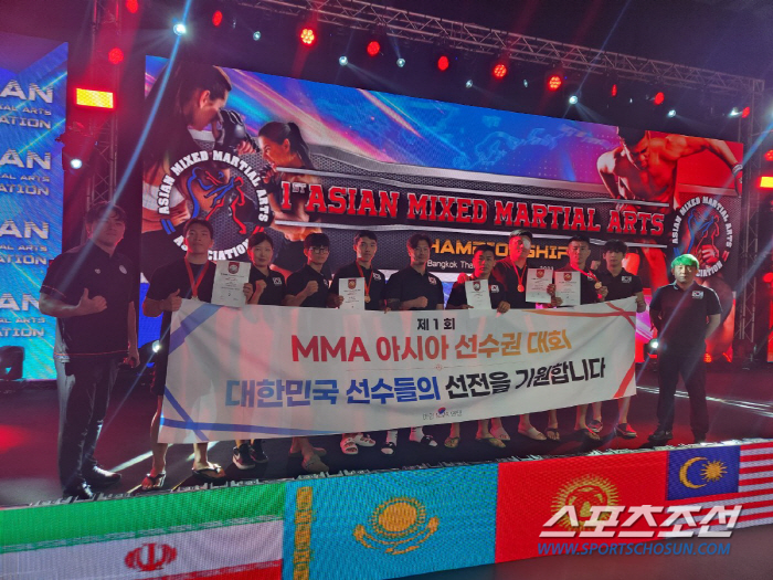 제1회 MMA 아시아 선수권 대회 출전한 대한MMA연맹 심판단 1위, 선…