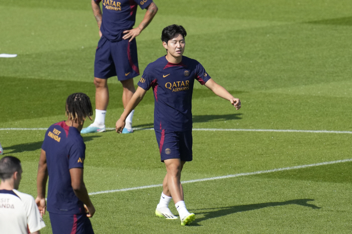 '충격' 이강인, 허벅지 부상으로 한달 이탈, PSG+클린스만호+황선홍호…