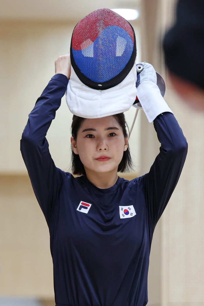 [현장인터뷰]여자펜싱 송세라 "드라마 속 주인공처럼 AG 금메달 따고 싶…