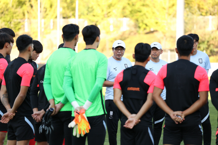 [오피셜]'정상빈-이현주-권혁규 포함' 황선홍호, U-23 아시안컵 예선…