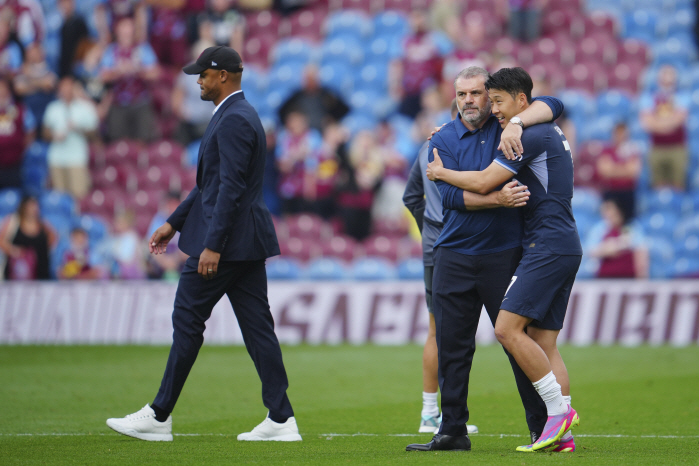 '해트트릭' 손흥민, 'BBC-EPL' 이주의 팀 선정→파워랭킹 1위까지…