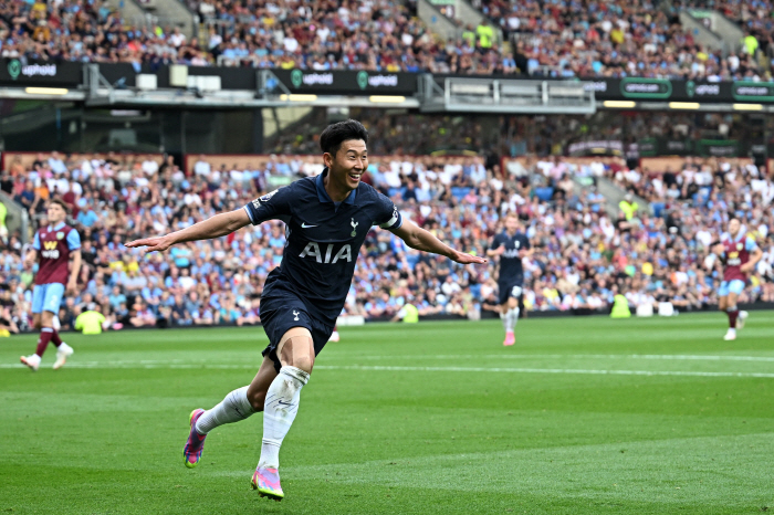 '해트트릭' 손흥민, 'BBC-EPL' 이주의 팀 선정→파워랭킹 1위까지…