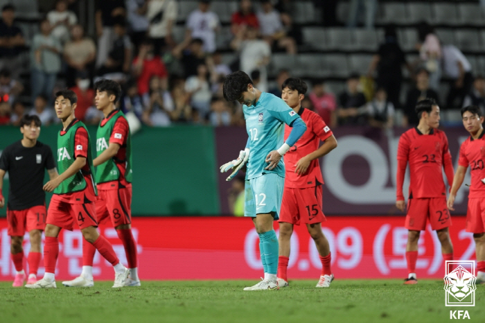 '핑계는 없다' 1부터 10까지 완패, 위기의 '황선홍호' 더 이상의 패…