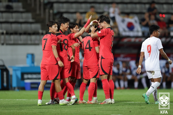 '백상훈-전병관-오재혁 연속골' 황선홍호, 최약체 미얀마에 3대0 완승,…