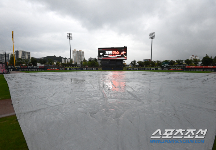 '강우콜드→김기훈 올해 첫 선발 무산' 롯데-KIA 최종전 우천취소 [광…