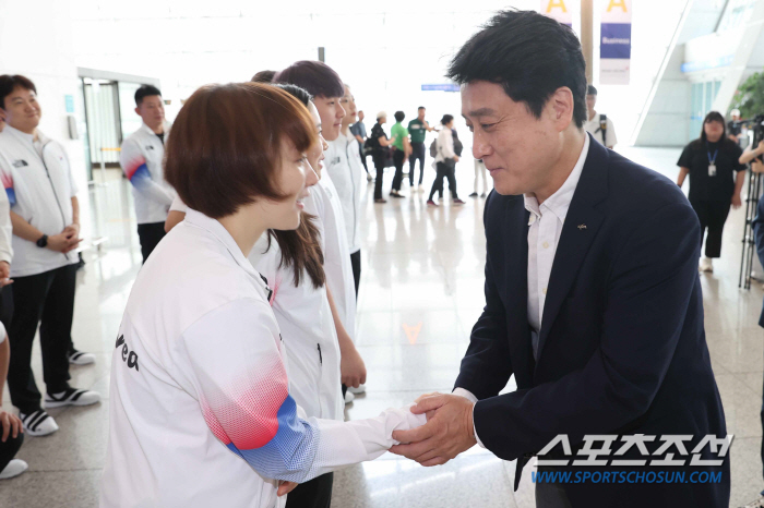 "적지에서 만리장성 넘는다!" 남녀탁구대표팀 항저우AG 출국[오피셜]