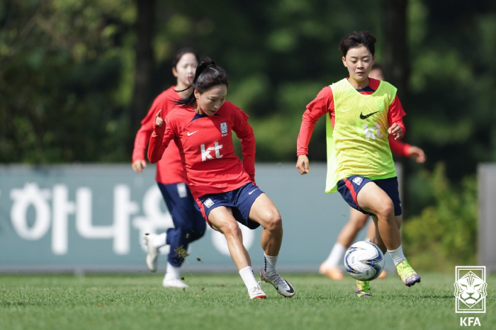 [AG이슈]"공지 없었다" 시작도 전부터 논란, 브레이킹→女 축구 일정 …