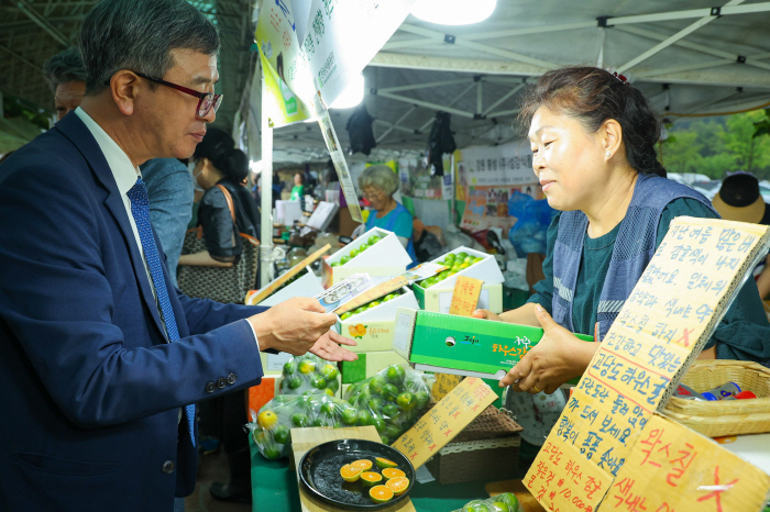 [경마]한국마사회, 추석 맞아 지역사회 취약계층 및 전통시장 지원