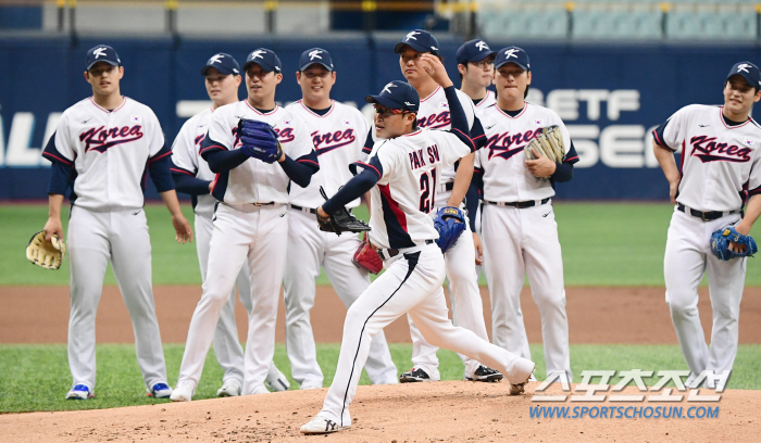 "WBC때는 중간나이였지만.." '류중일호' 최고참의 신신당부 "형 동생…