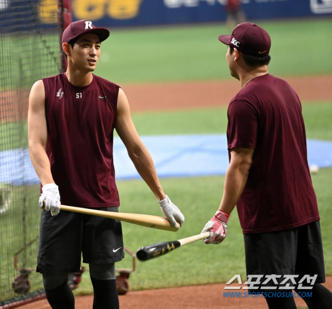 "이렇게 길게 쉰건 처음" 발목 수술→1군 훈련 합류…떠나갈 결심 MVP…