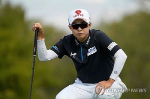 '퍼트 귀신' 김효주, 어센던트 LPGA 첫날 7언더파 선두