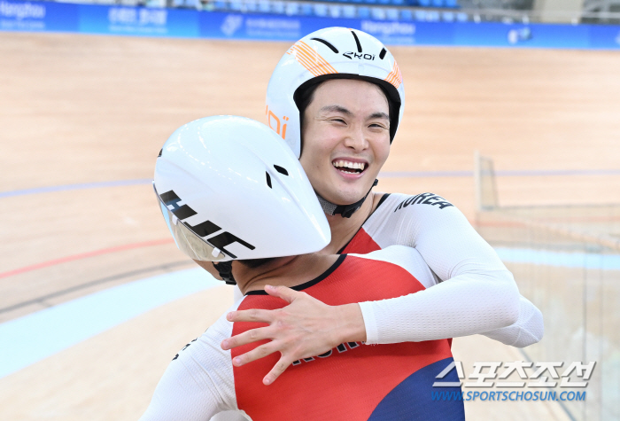 [항저우]"첫 금메달은 남자 사이클" 김정빈-윤중헌 개인 추발 4000m…