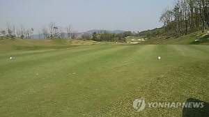 전남도, '안전 위협' 나주 골프장에 그물망 설치 조치