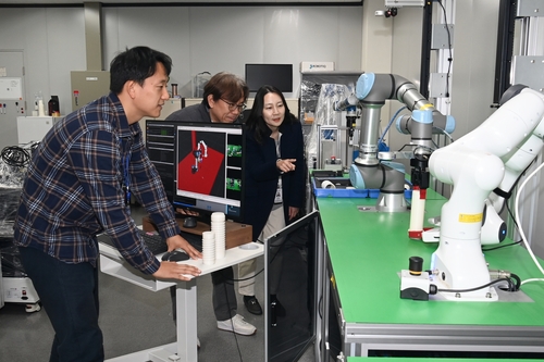 ETRI, 로봇 자율 제품조립 AI 기술 개발…생산성 10% 향상