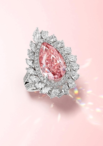 이랜드 로이드, 7.67캐럿 핑크 랩그로운 다이아몬드 반지 출시