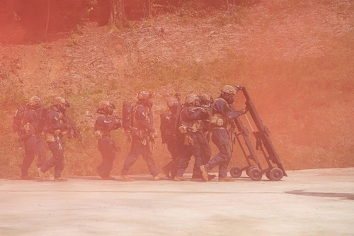 미국, DMZ 인근 '캠프 케이시' 배치 화생방부대 연합훈련 공개