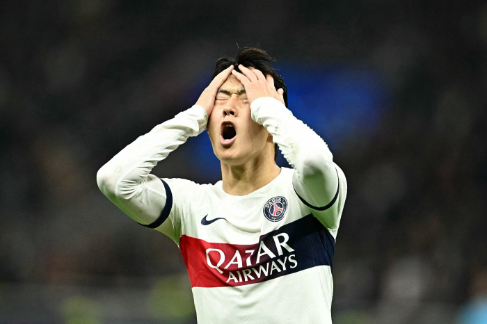 프랑스 홀린 KING 이강인, PSG 한글 유니폼→11월의 골→선발 예상…