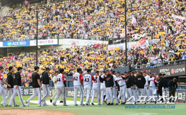 축구명가 충격 몰락, 프로야구도 결코 남 얘기 아니다…투자+발전 없는 프…