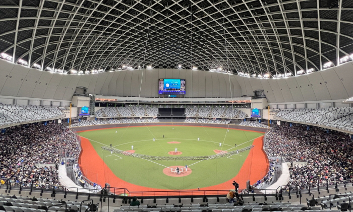 '최대 4만명 수용' 대만 초대형 돔 개장…한국 야구, 국제 대회 더 멀어지나