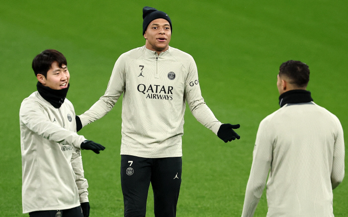 "LEE 1월에 없잖아!" 불 떨어진 PSG '핵심은 미드필더' 겨울 이…