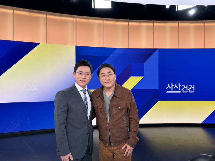 '노량' 김한민 감독, 오늘(2일) KBS1 '사사건건' 출격..10년 …