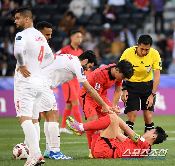 [카타르 현장리뷰]'이강인 결승골→中 심판 경고 5장' 韓, 바레인 3대…